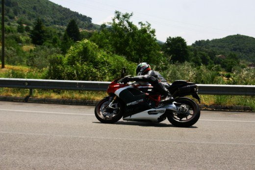 Ducati 1198s Corse provata in strada e in pista - Fotogallery - 1